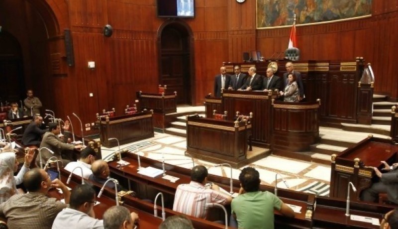 مرسي يُعيِّن 90 عضوًا بغرفة البرلمان الثانية