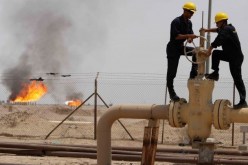 مسلحون قبليون يفجِّرون أنبوبًا للنفط شرق اليمن