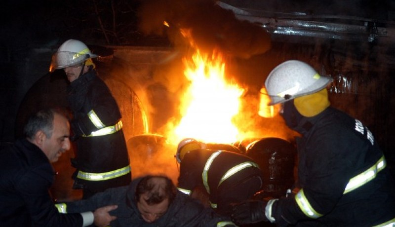 مقتل شخصين في انفجار خزان وقود جنوب تركيا