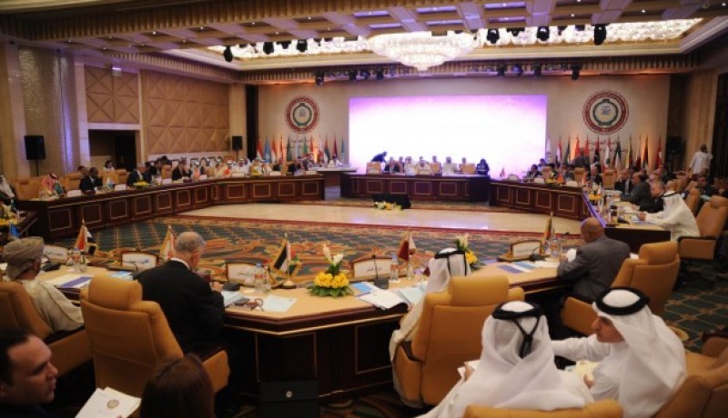البيان الختامي للقمة العربية يدعو لقرار أممي ملزم بوقف القتال في سوريا
