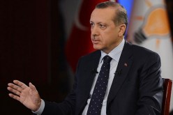 أردوغان: على عناصر المنظمة الإرهابية ترك السلاح ومغادرة البلاد