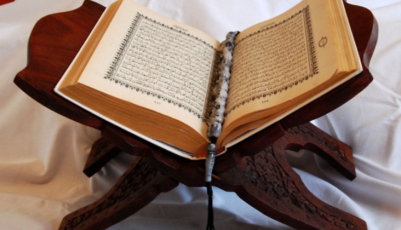 وما شهرتهم إلا زوابع من غبار أمام صفاء السماء