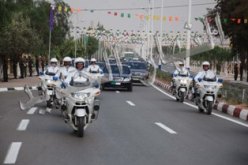 شباب الحجار يغلقون الطريق رقم 16
