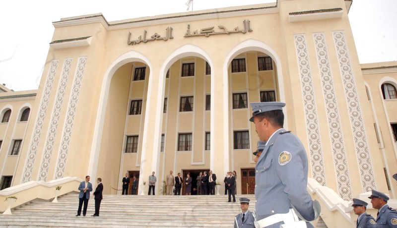 بوتفليقة يمنح المحكمة العليا الإستقلالية في التسيير المالي والإداري