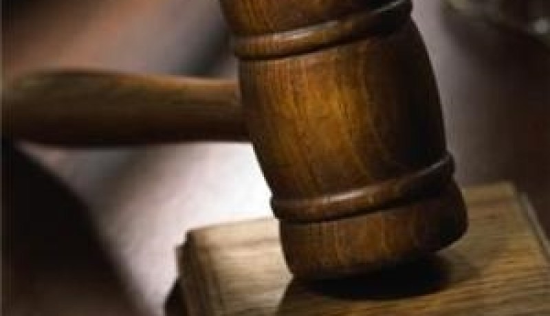 عصابة تحتجز قاصرين داخل منزلهما لسرقة مجوهرات و800 مليون في العاصمة
