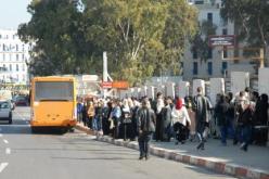 الآلاف من الطلبة محرومون من المنحة الجامعية بسبب أوليائهم