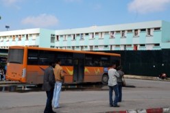 ساوم صاحب شركة نقل من أجل الإستفادة من صفقات نقل للجامعيات