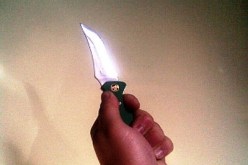 كهل يعتدي جنسيا على صديقه بعد تهديده بسلاح أبيض في خميس مليانة