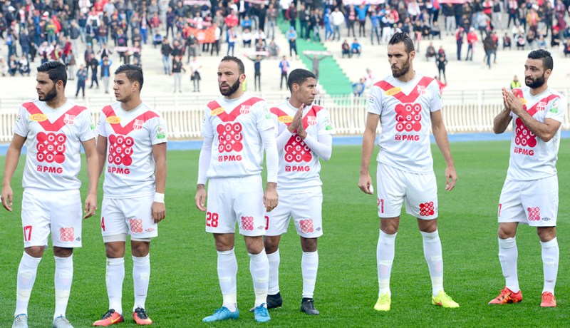 شباب بلوزداد منذ أمس في تونس.. شرطة الحدود تعتقل حميدة وهريات يقاطع!