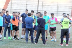 اللاعبون يرفعون التحدي قبل لقاء بلعباس والإدارة تنهي مؤقتا مشكل إيجار الشقق