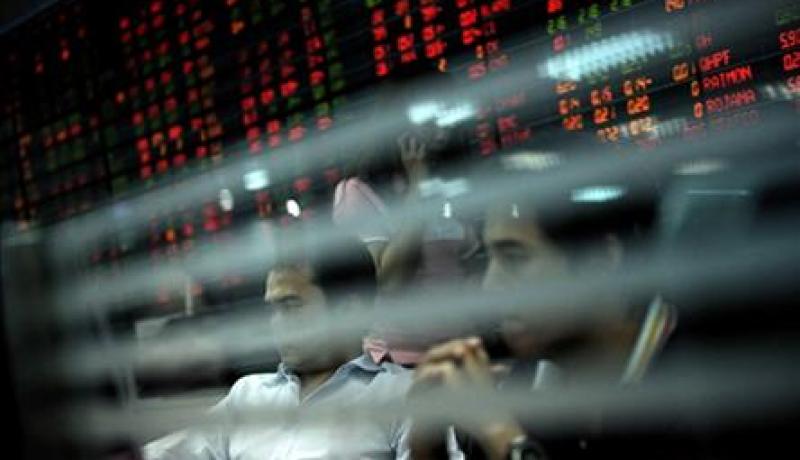 أثينا تطالب واشنطن باتخاذ إجراءات ضد المضاربين الماليين