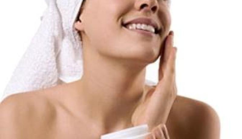 ضرورة استعمال  مرهم الوقاية من الشّمس