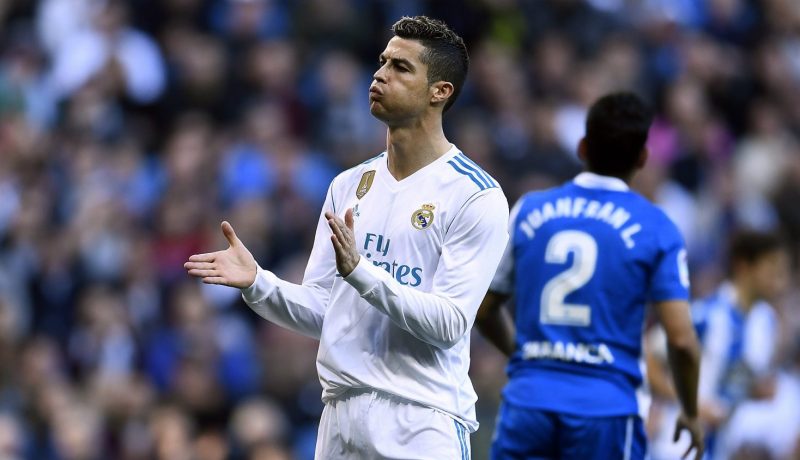 جماهير “ريال مدريد” تُساند “رونالدو” !