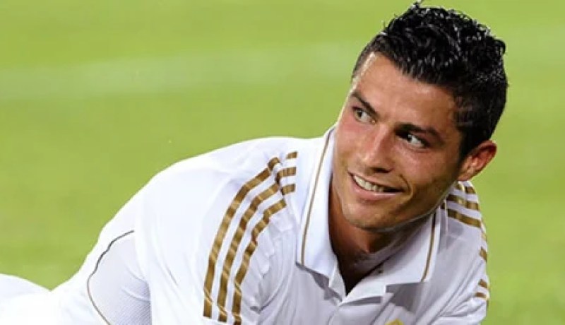 ريال مدريد يريد رفع أجر كرستيانو رونالدو بشكل كبير