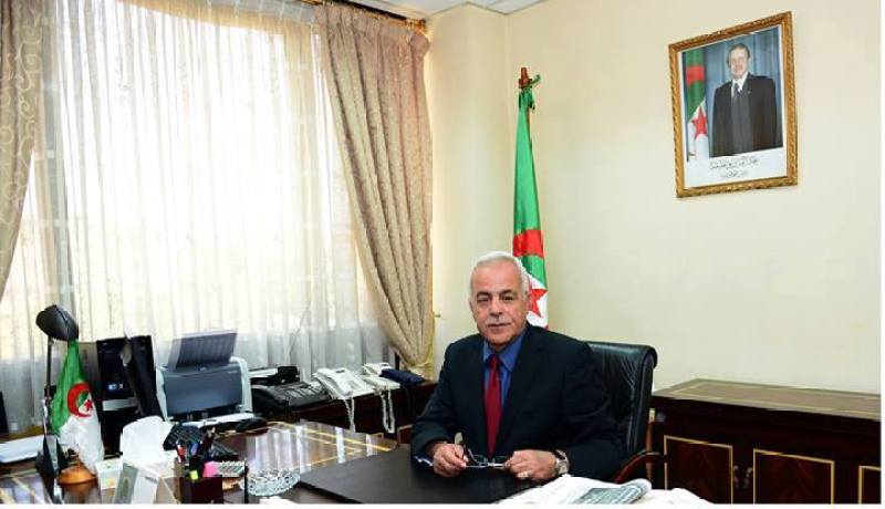 حميد قرين يتمنى رمضان كريم لكل الجزائريين