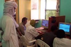 بسبب انعدام فرص العمل وبحثا عن التواصل…مقاهي الأنترنت الملاذ الوحيد لتحدي الفراغ ونسيان الحرارة بورڤلة