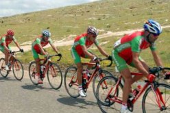 المغرب يشكو الجزائر للاتحاد الدولي ويهدّد بالانسحاب من طواف الجزائر