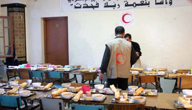 فتح مطاعم الإفطار في رمضان بالقرب من محطات نقل المسافرين