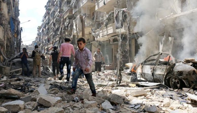 مقتل 17 مدنيا في غارة روسية على مناطق المعارضة بحلب