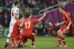 روسيا تضرب التشيك برباعية وتسجل الفوز الأول بيورو 2012
