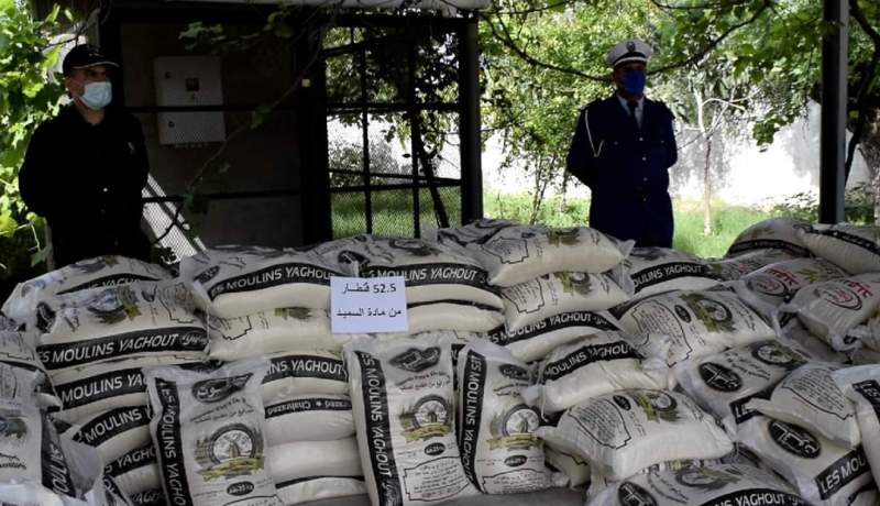 عنابة: توقيف 3 أشخاص وحجز 52.5 قنطار من السميد بعين الباردة