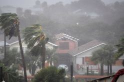 كوبا : إجلاء لـ 10 آلاف سائح مع وصول إعصار “إرما”