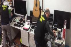 الأمن الإسباني يفكك عصابة من 4 جزائريين مختصين في تهريب مسروقات على متن البغال