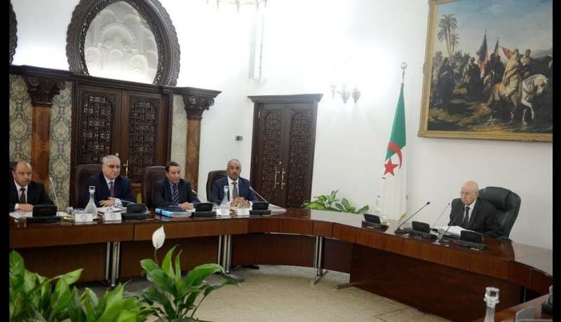 مجلس للوزراء بالأيام المقبلة لدراسة مشروع قانون المالية 2020