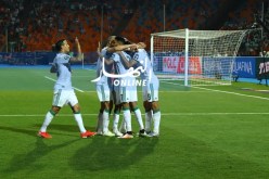بالصور.. “الخضر” متفوقون” على “نيجيريا” في الشوط الأول