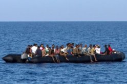 فقدان زورق على متنه 70 حراقا إفريقيا بين سواحل تلمسان والمغرب