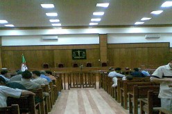 مسبوق ينتحل صفة نجل وزير حكومة أسبق للنصب على ابنة جنرال ويسلبهــا سيارة ليون