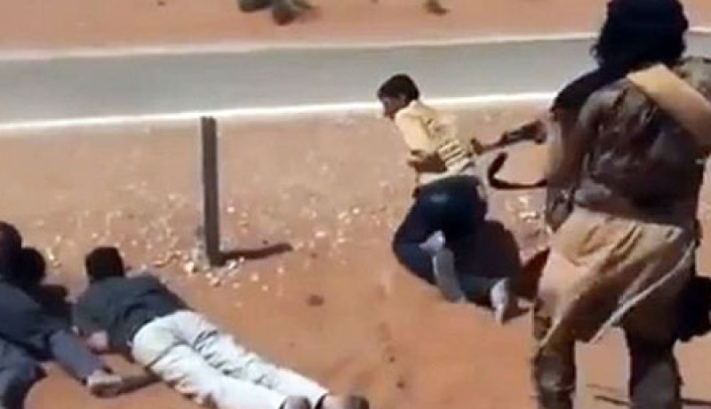 مسلحو “داعش” يعدمون نحو 50 شخصا في حلب