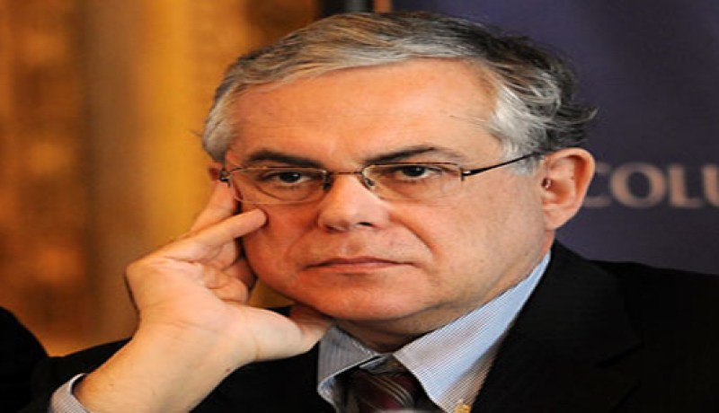 رئيس وزراء اليونان : “نحن على بعد خطوة واحدة من القاع”