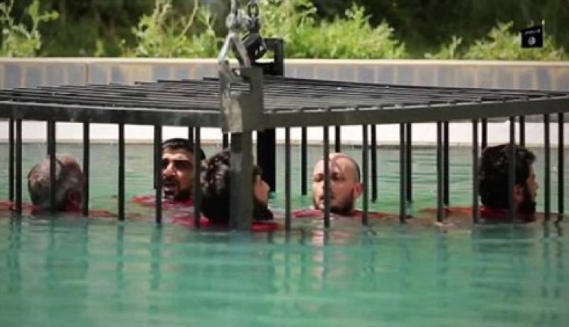 داعش يعدم 8 مدنيين بإغراقهم في المياه وسط الموصل