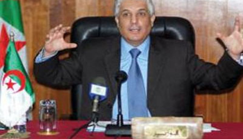 قانون العمل الجديد يدمج المنح والعلاوات في الحد الأدنى للأجر المضمون..!