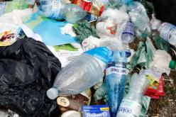 زرواطي: رفع نسبة الرسوم على النفايات الخطيرة والأكياس البلاستيكية