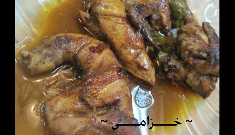 كفتة اللّحم المحشية بالأرز مع الصّلصة
