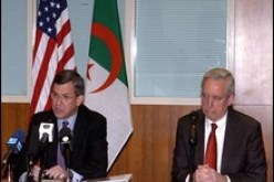 مكافحة الإرهاب: مجموعة الاتصال الثنائي الجزائري-الأمريكي “خطوة هامة”