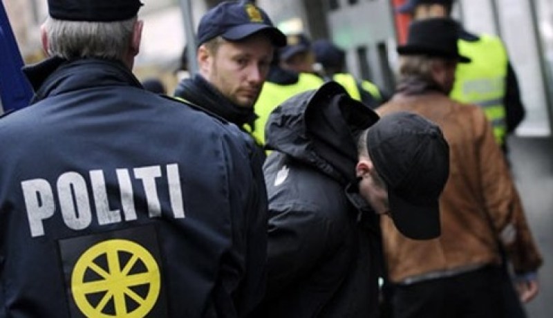 اعتقال دنماركي مناصر لتنظيم “داعش” بعد تبادل إطلاق نار مع الشرطة