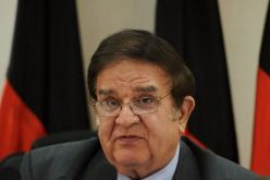 وزير الدفاع الأفغاني السابق لا يرغب في أداء مهام الوزير