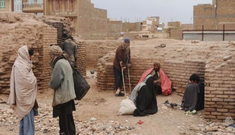 لافروف: التحالف الدولي في أفغانستان يؤدي مهامه بصورة غير مرضية