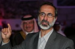 رئيس الائتلاف الوطني السوري يطلب دعم المعارضة بأسلحة نوعية