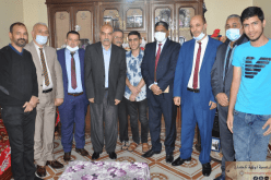 والي تلمسان يزور التلميذ النابغة صاحب المرتبة الأولى في شهادة البكالوريا