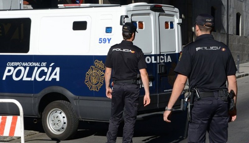 اعتقال مواطنيين مغربيين في اسبانيا للاشتباه في قيامهما بأنشطة إرهابية
