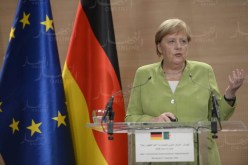 ميركل : “حل الأزمة الليبية في صالح الجزائر وألمانيا”