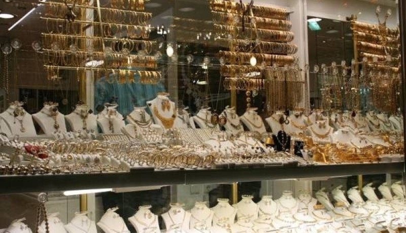 توقيف لص متلبسا بمحاولة السطو على محل المجوهرات فجرا بالطارف