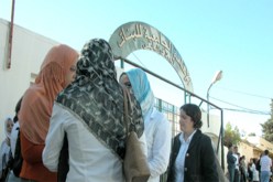 طلبة يحتجزون مديرة إقامة جامعية داخل مكتبها ووكيل الجمهورية يتدخّل لتحريرها في تبسة!