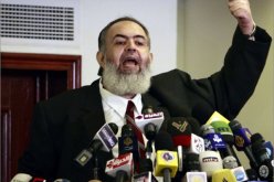 اللجنة العليا للانتخابات في مصر تستبعد أبو إسماعيل لجنسية أمه الأمريكية