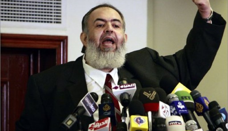 اللجنة العليا للانتخابات في مصر تستبعد أبو إسماعيل لجنسية أمه الأمريكية