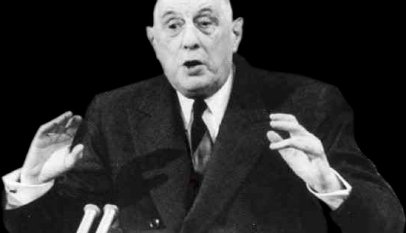 ديغول منح الإستقلال للجزائر‮‬